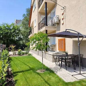 Apartman Paskal-lux With Free Parking And Ac, Budapest
