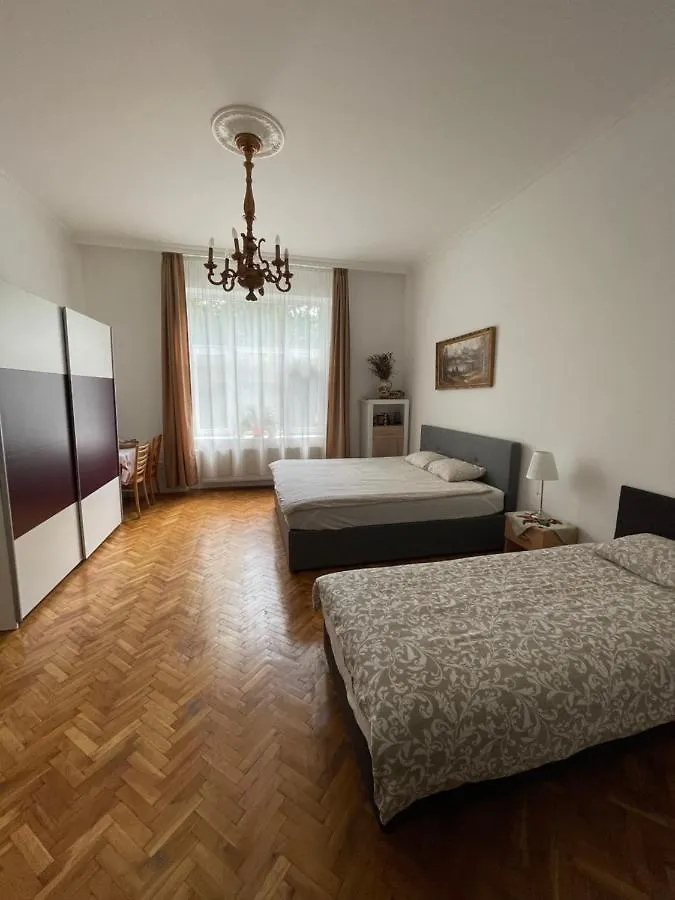 Family Home Budapest Apartment